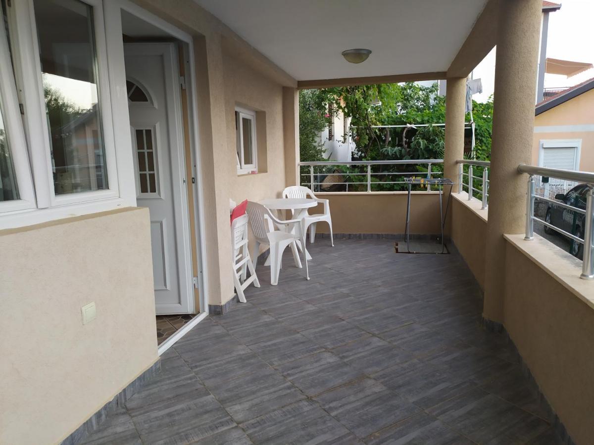 Apartament Monoliza Utjeha Zewnętrze zdjęcie
